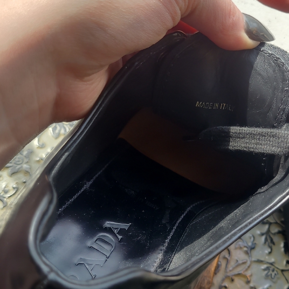 Prada Black Men's Oxfords - Picture 3 of 11